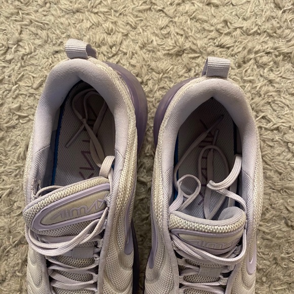 Nike Airmax 720 - Picture 9 of 9